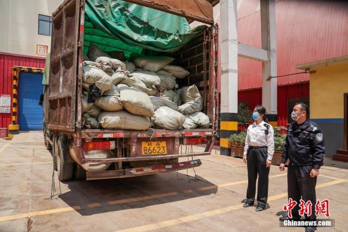 今年来全国固体废物进口总量718万吨 同比减少41%