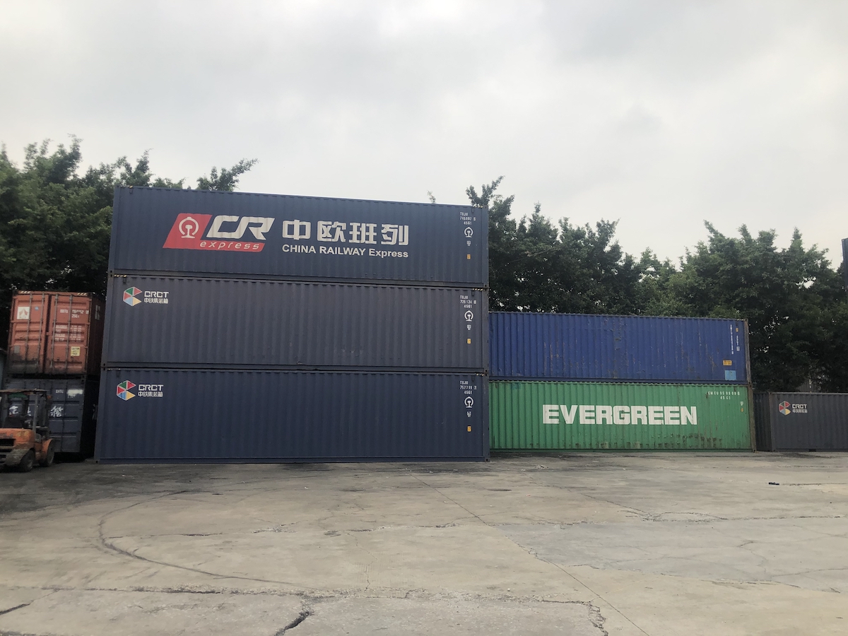 中欧班列火爆背后的焦虑：暴涨价、抢舱位、缺货柜