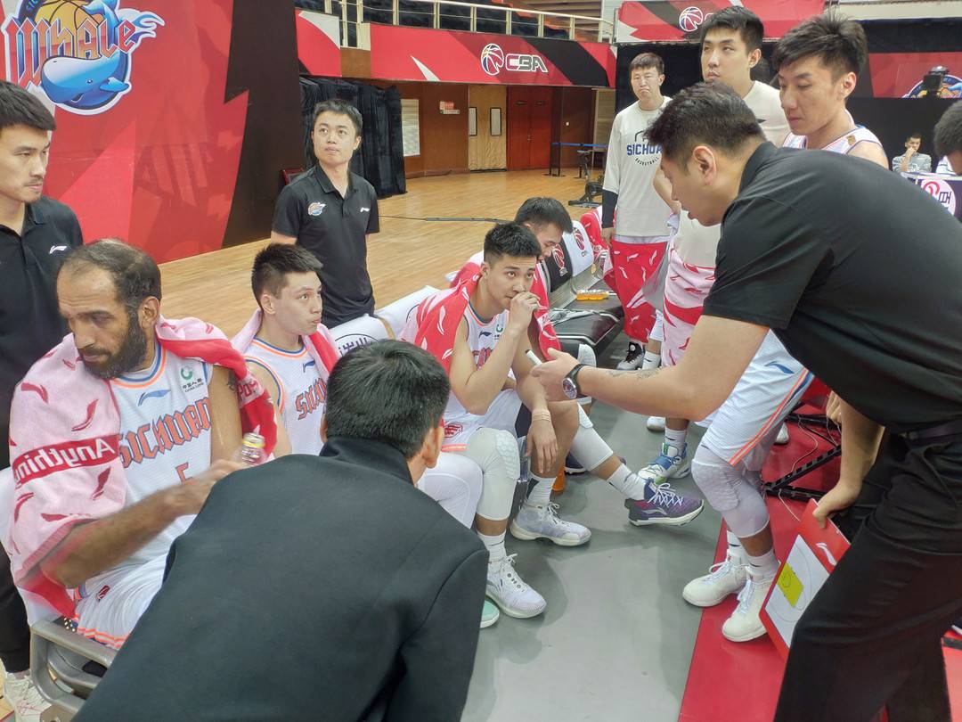 力克福建结束四连败 四川金强男篮收获赛季第二胜