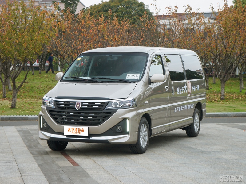 金杯海狮王正式亮相两大系列共12款车型