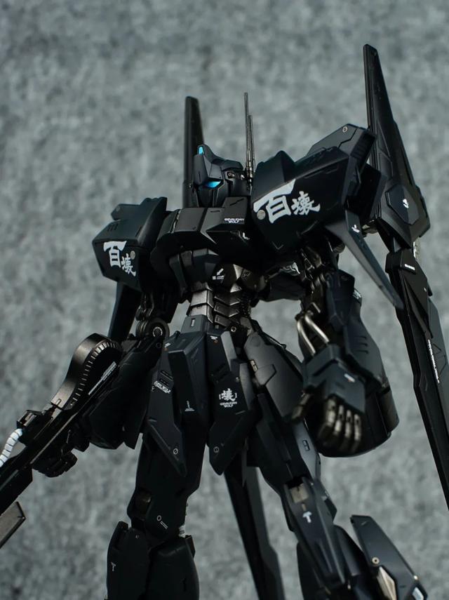 佳作:黑"百·坏",比官图更有质感|质感|机体|涂装_新浪新闻