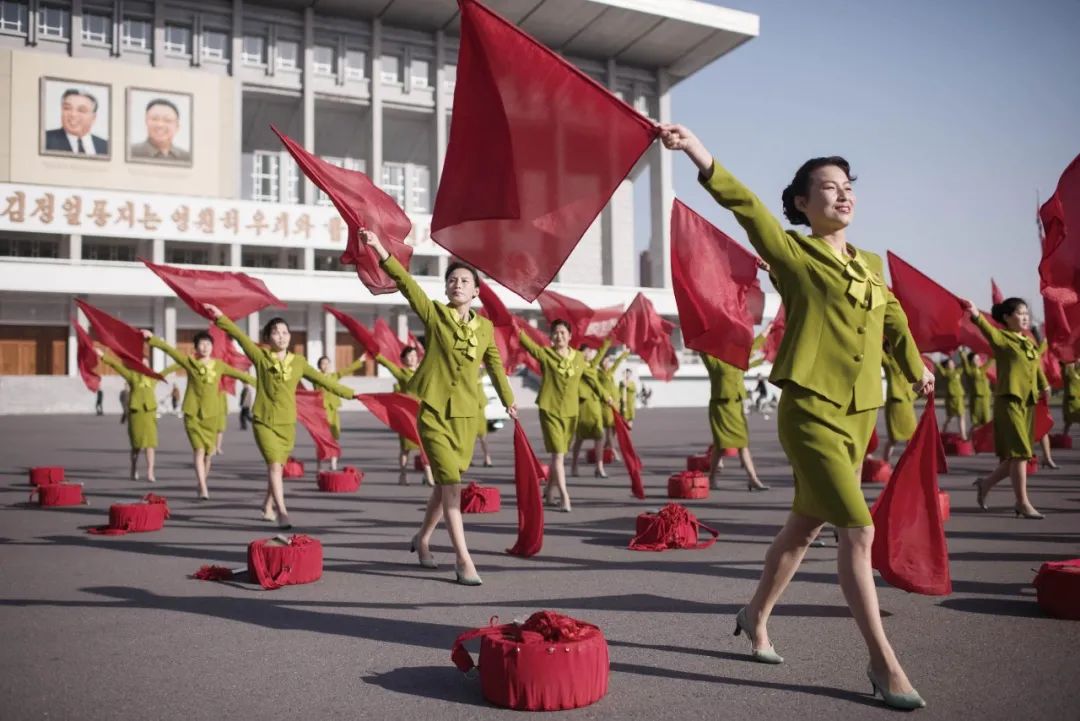 朝鲜青年被规划好的一生|朝鲜|导游|工分_新浪新闻