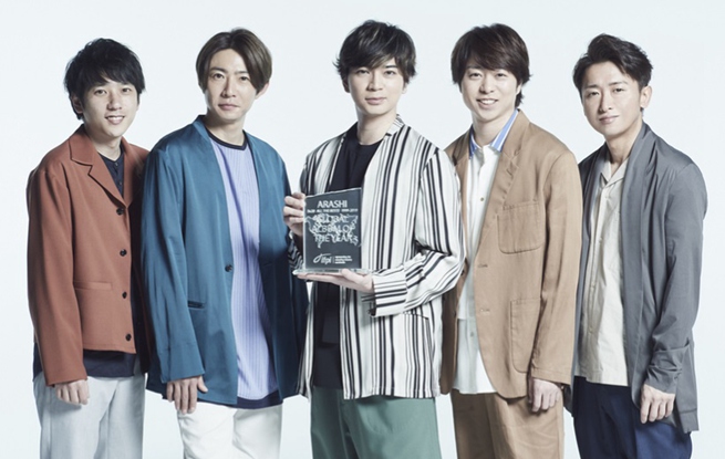 日本男团"岚"解散前举办无观众演唱会