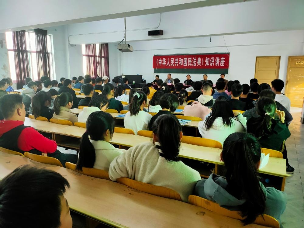 埇桥区司法局:民法典巡回宣讲走进下关中学|民法典|宿州市_新浪新闻