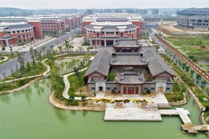 科技架构校园 汗水浇铸承诺——杭州建工集团灵璧中学整体搬迁项目