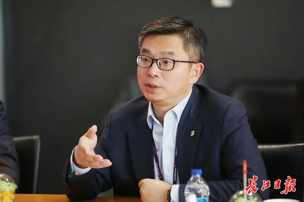黄彬.特派记者何晓刚 詹松 摄