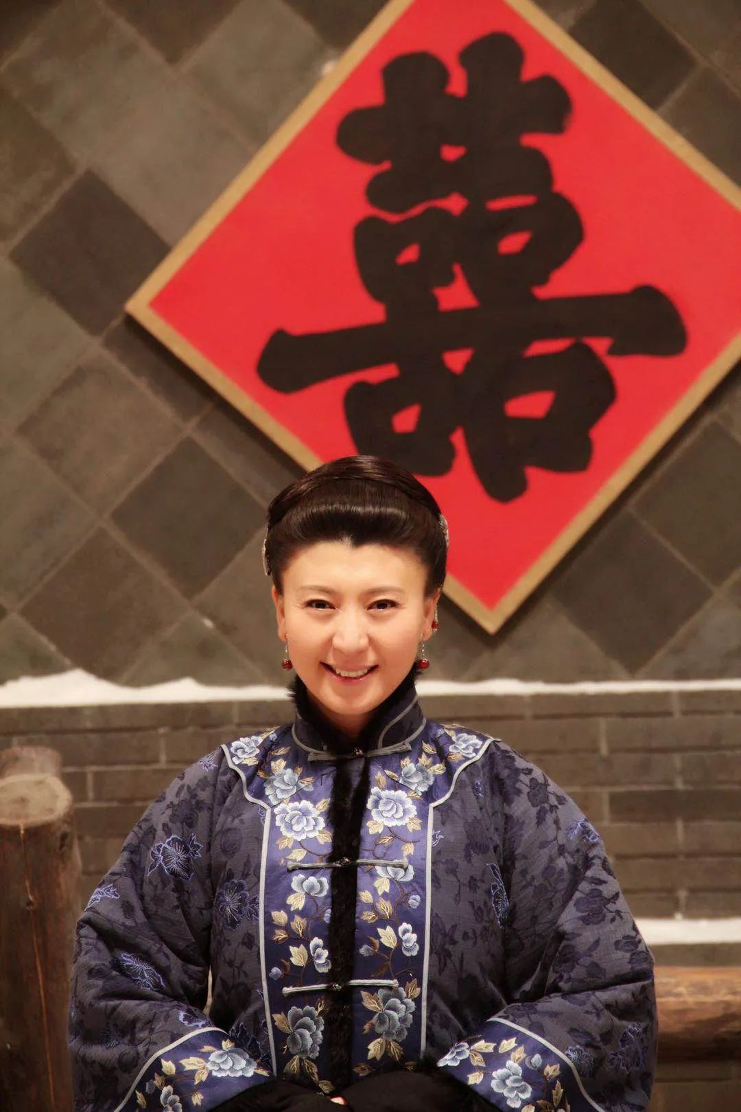 闫学晶又出演了《小姨多鹤》,《闯关东前传》,《女人当官》等电视剧