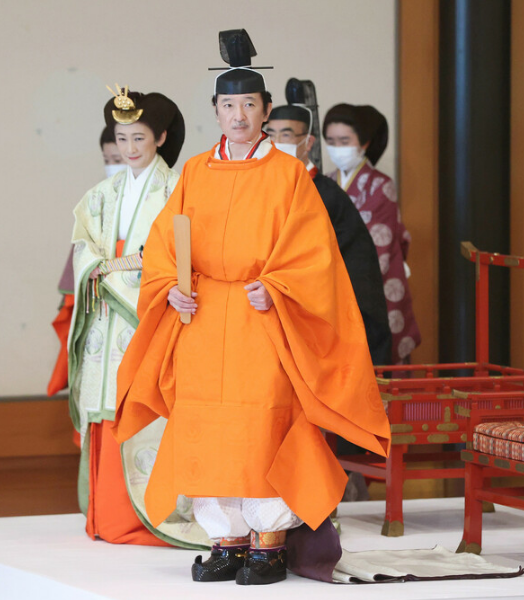 日本天皇弟弟被宣布为第一皇位继承人