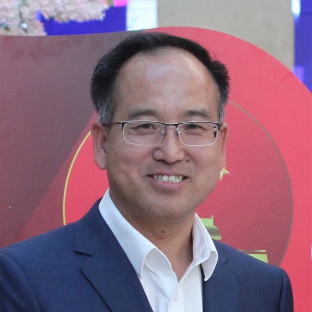 中央国家机关第九批援疆干部,2017年7月至2020年9月援疆期间任新疆