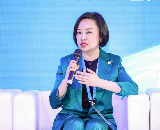 全国真菌病监测网国家中心主任,北京协和医院检验科主任徐英春教授