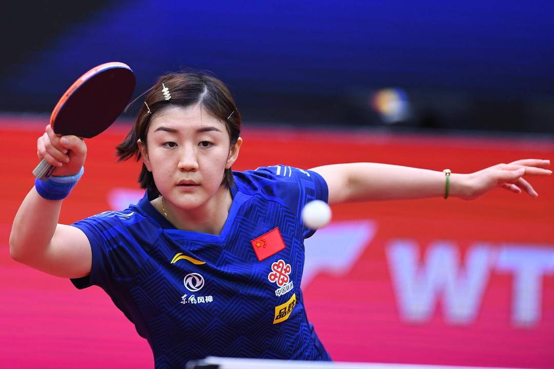 女乒世界杯中国两将进八强|孙颖莎|赛场|陈梦_新浪新闻