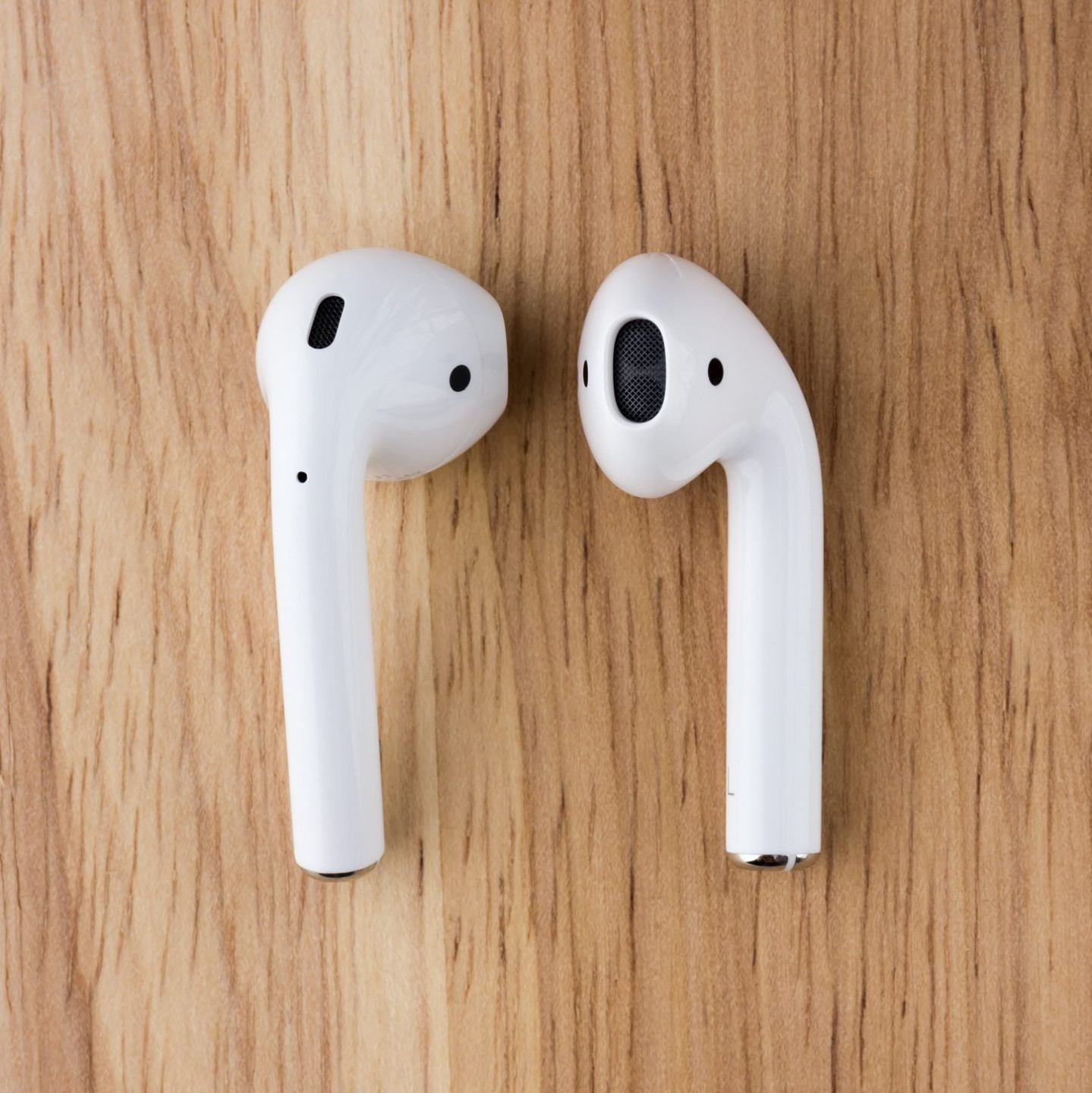 消息称今年山寨 airpods 出货量已达 6 亿,正品不