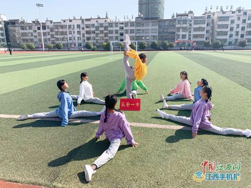 乐安二中2020中考排名_乐安二中举行2020年中考复习备考教师动员大会(图