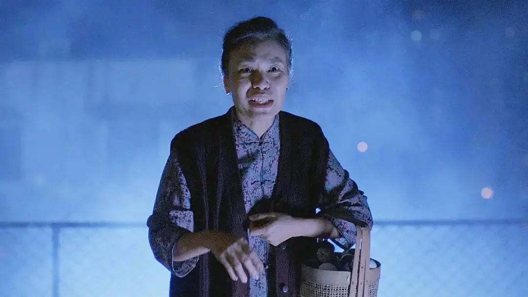 tvb绿叶王入住icu病情已稳定,立好遗愿会将所有财产捐出|余慕莲_新浪