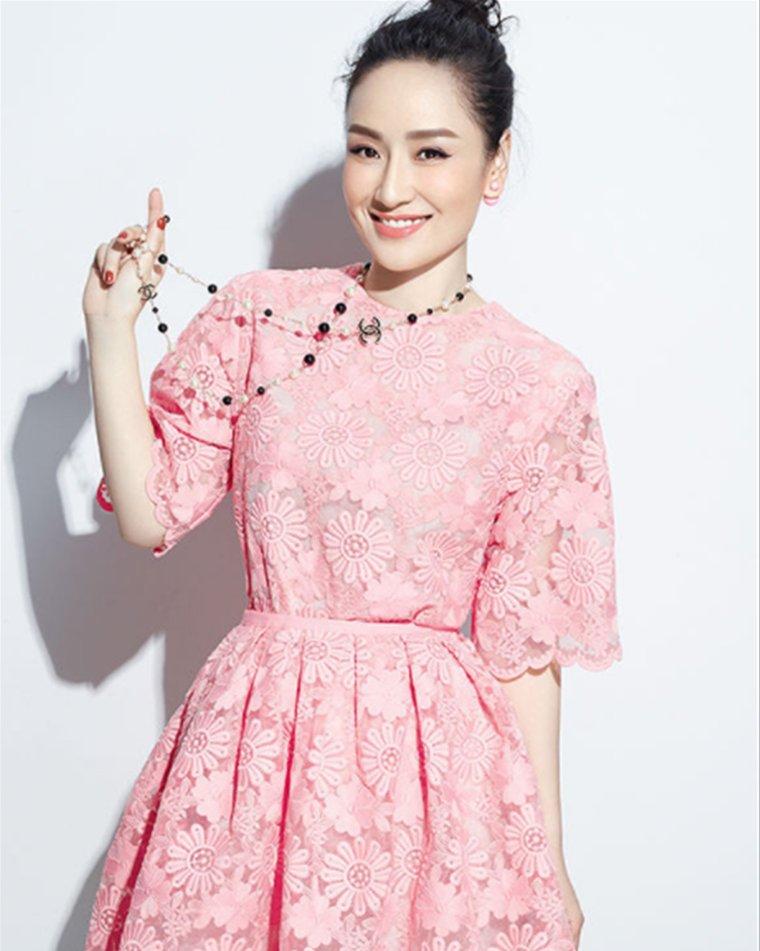 秀外慧中的女演员孙宁 网友:愿她像鲜花一样盛开|孙宁|鲜花|少奶奶