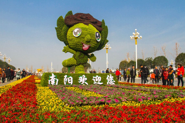 南阳高铁通车一周年发展新阵地腾飞新引擎