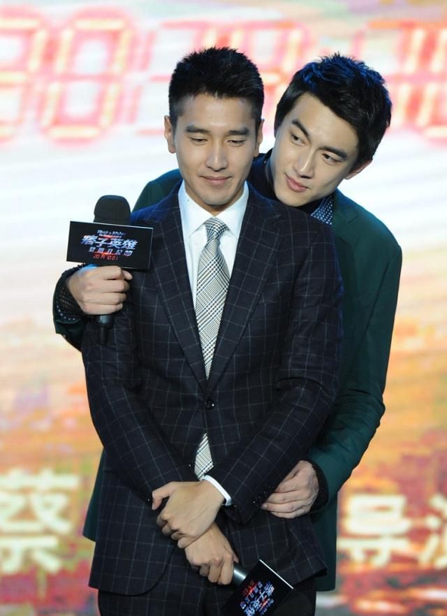 赵又廷林更新互怼比帅,塑料袋粘海报赵又廷回怼,林更新p照反击