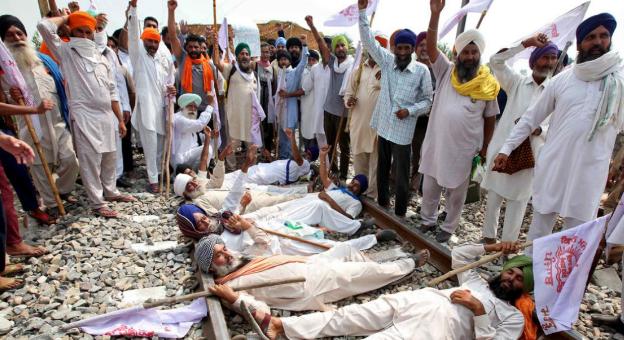 印度爆发大规模抗议,近万人抗议者涌入首都,警察只坚持了两小时休闲区蓝鸢梦想 - Www.slyday.coM 印度爆发大规模抗议,近万人抗议者涌入首都,警察只坚持了两小时休闲区蓝鸢梦想 - Www.slyday.coM