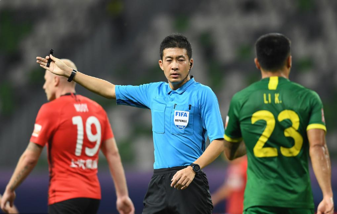 足球报主任李璇爆料某前足协官员失联划重点曾负责裁判工作