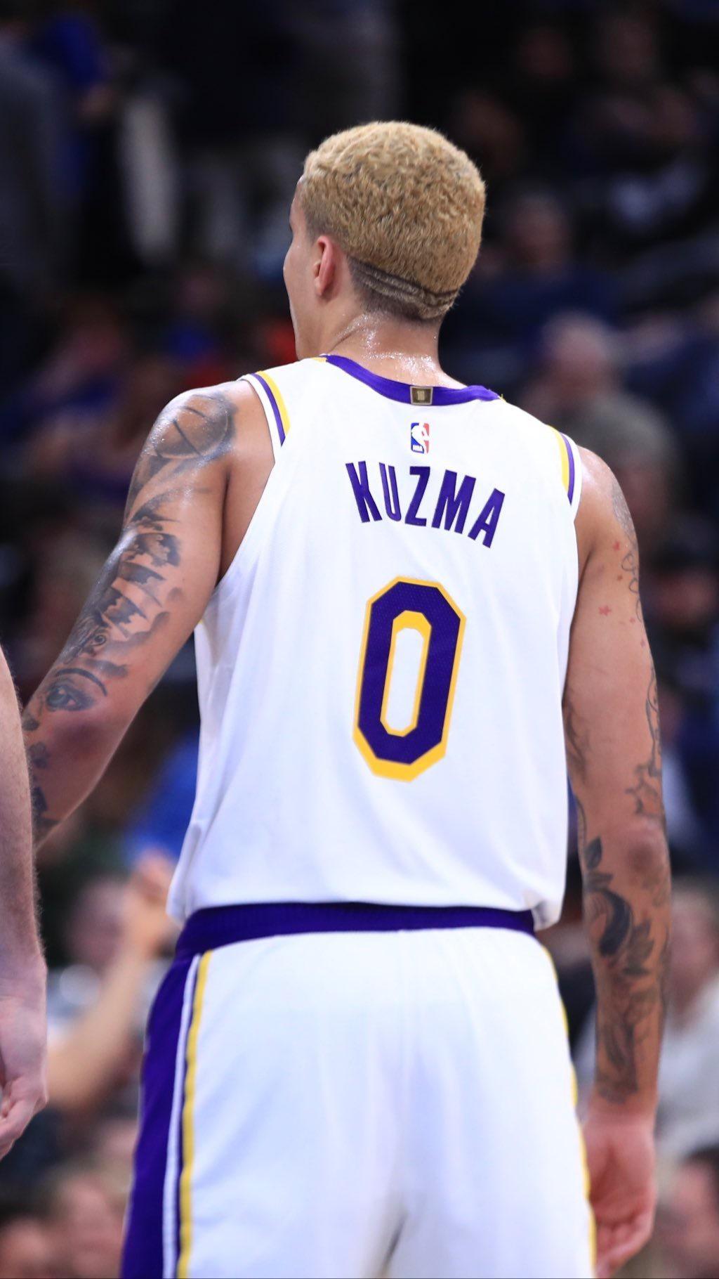 又帅又能打库兹马壁纸奉上