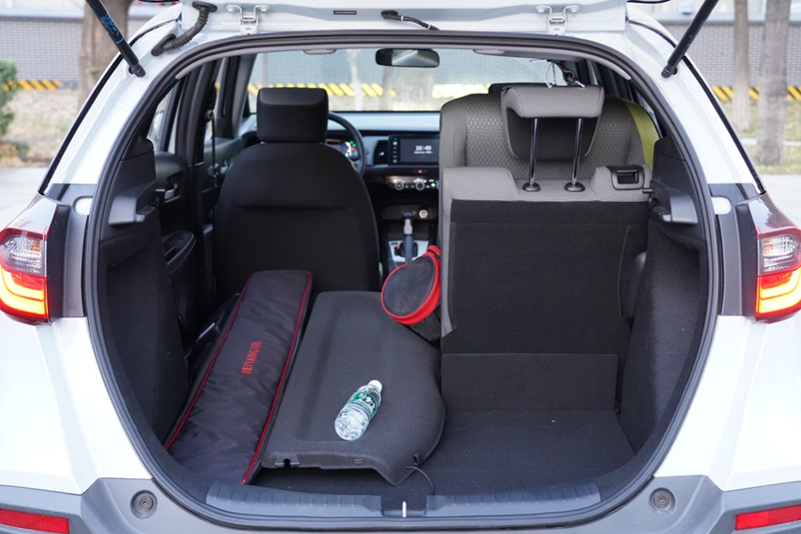 平民超跑变身萌系座驾体验全新本田飞度