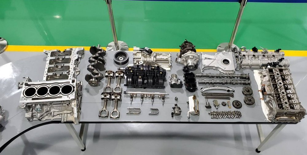 红旗h9用谁的发动机?详细拆解之后,请正视国产的实力