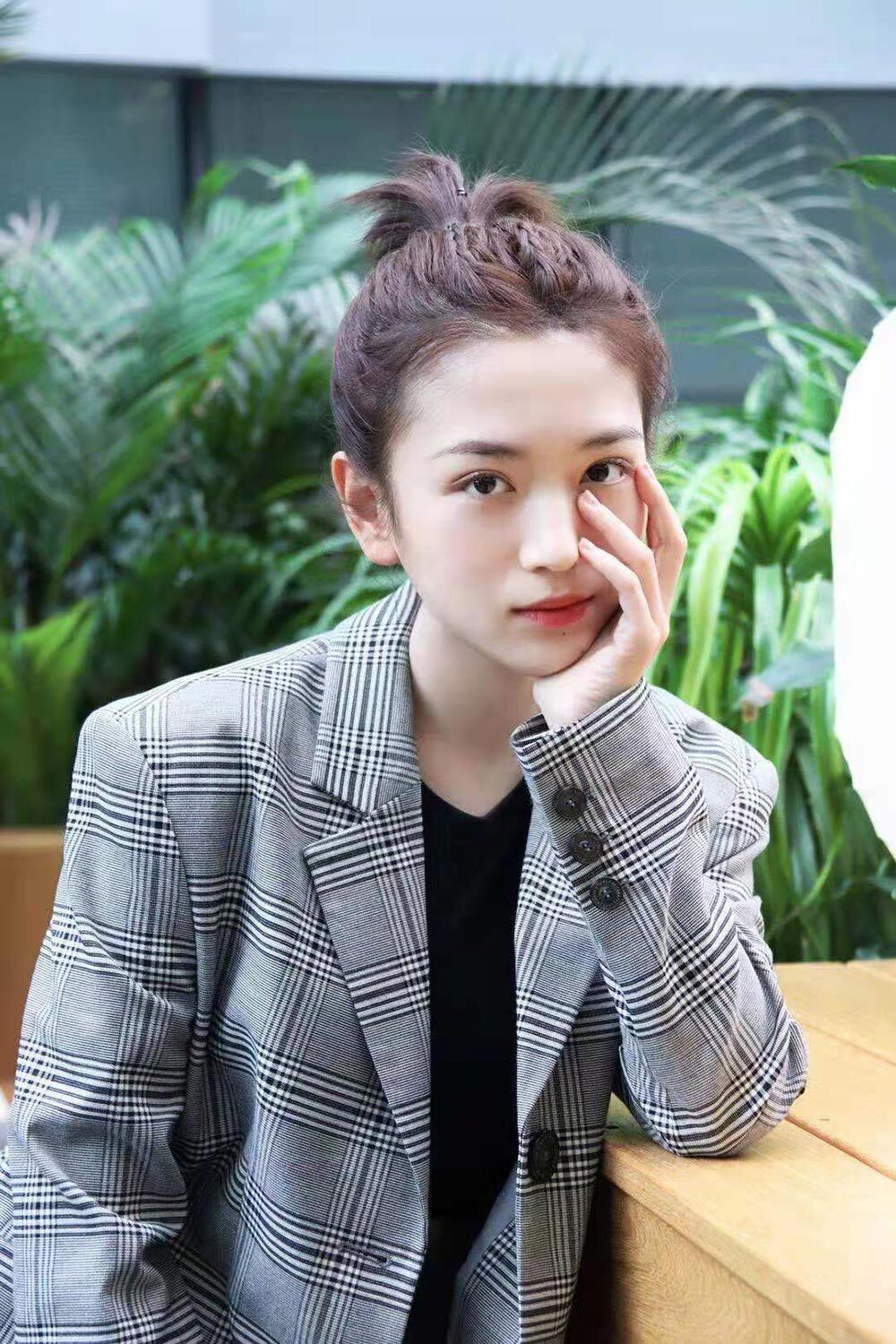 代露娃斩获新锐女演员 《穿越火线》诠释别样热血青春