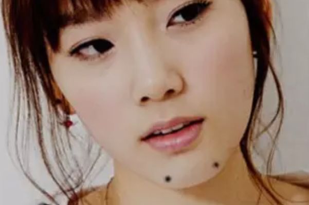 女人若有这4颗旺夫痣,有一颗就了不起,老公必能财运大开