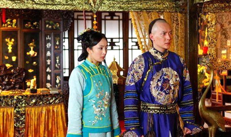 被导演拉去临时救场,却这部戏意外火了|宫锁心玉|导演|冯绍峰_新浪