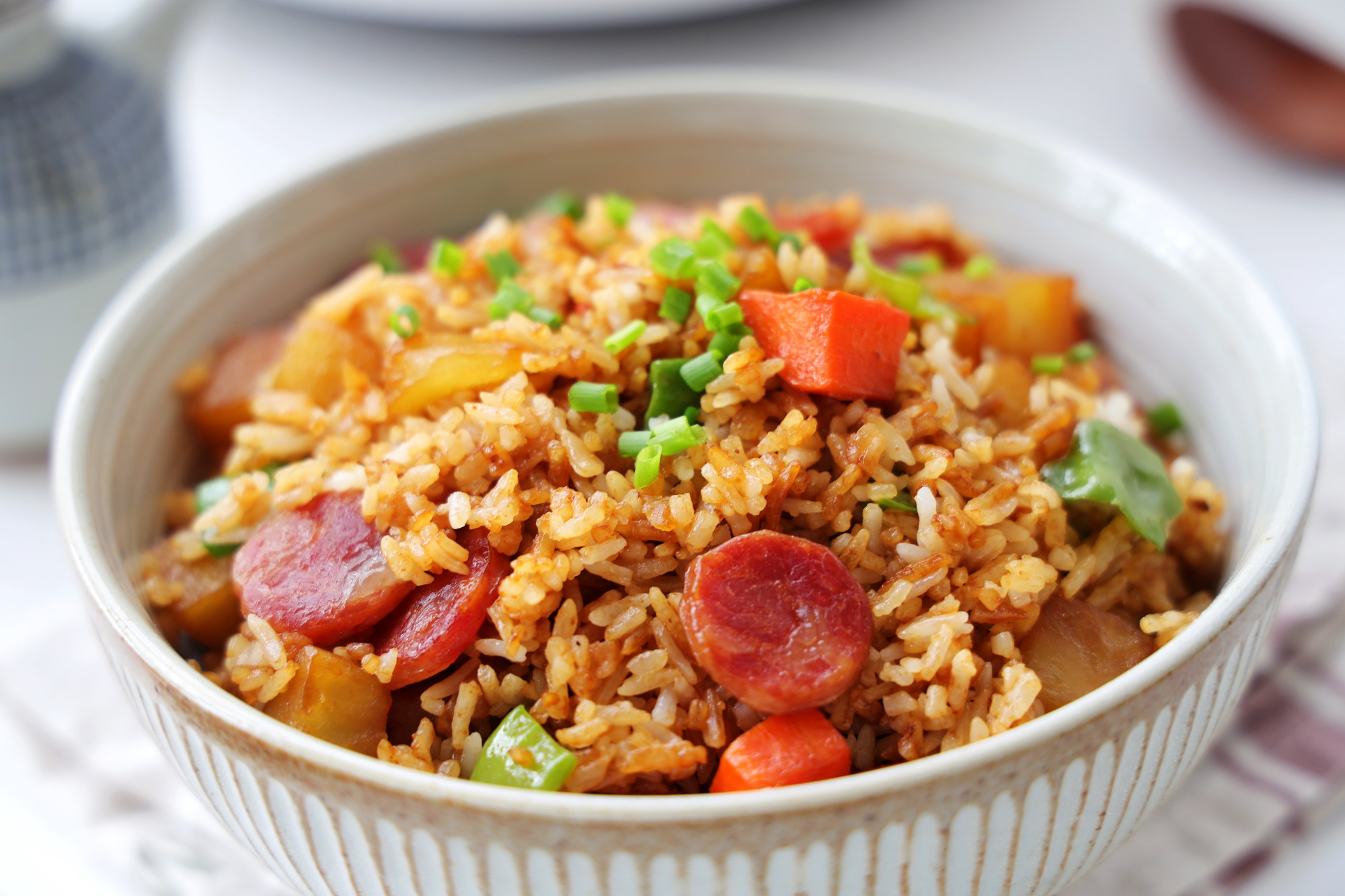 天气降温懒人焖饭做起来饭菜一锅出省时省力家人超爱吃