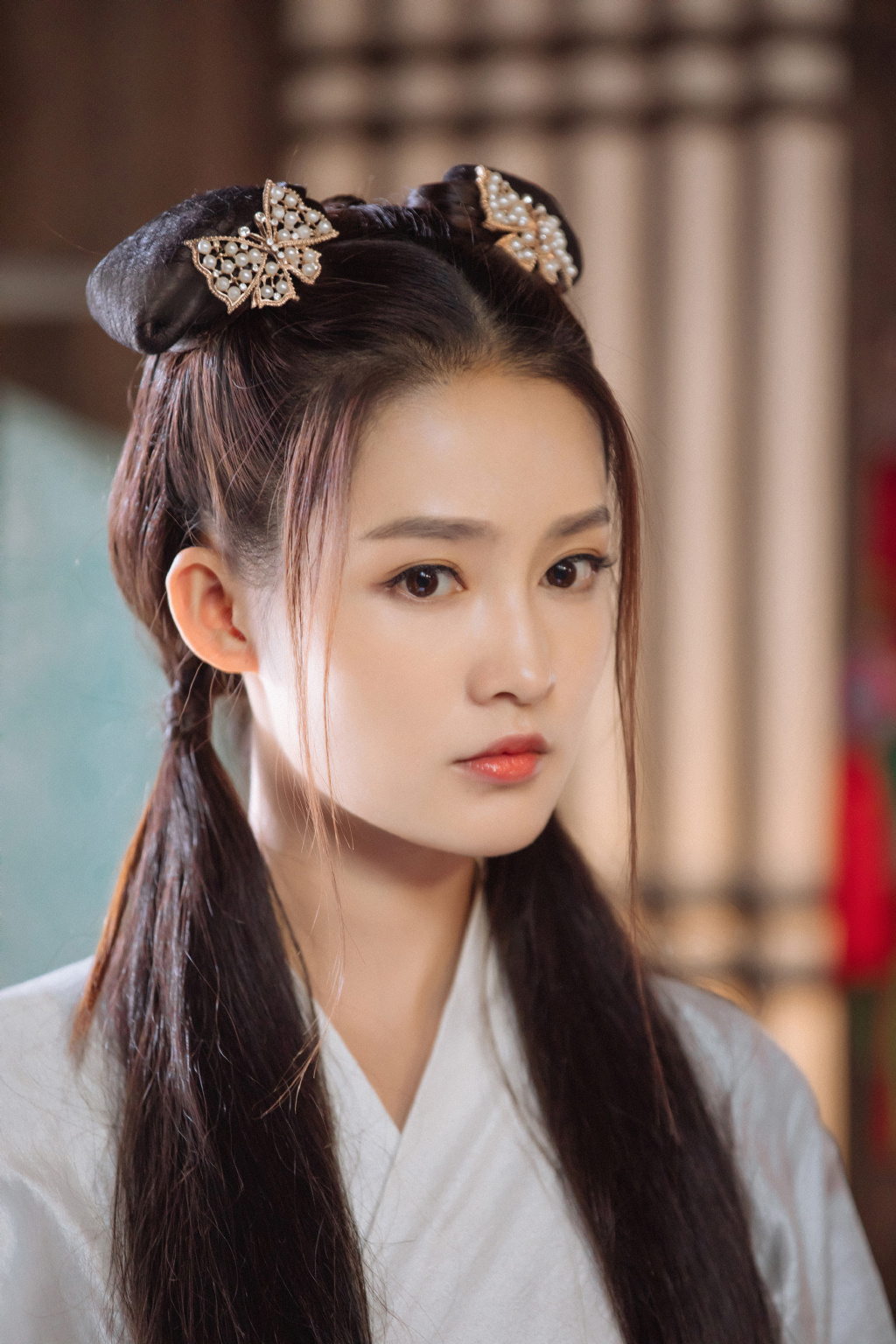 李沁《狼殿下》双马尾剧照__财经头条