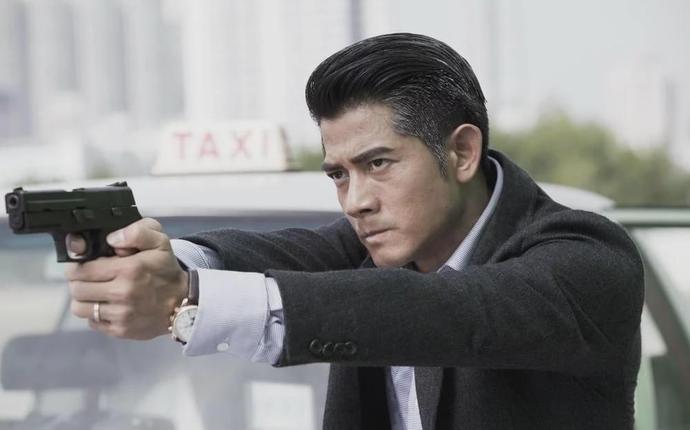 寒战影评为什么上层领导要提拔刘杰辉做香港警务处长