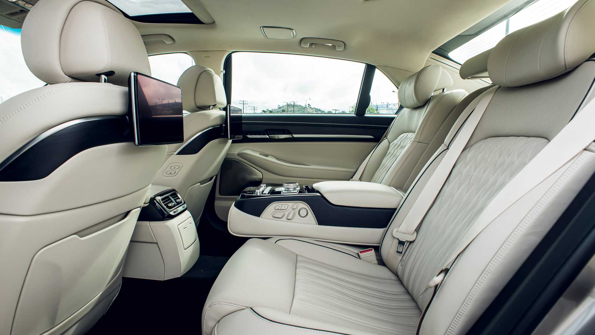 旗舰再进化,下一代genesis g90谍照首次曝光