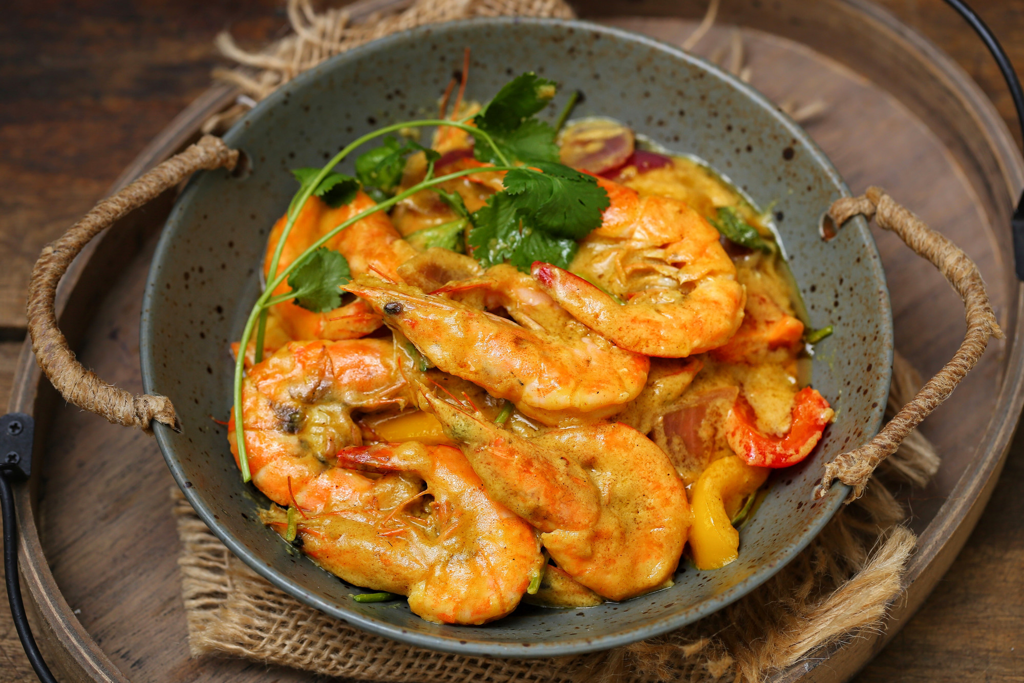 好吃到舔盘的泰式咖喱虾轻松几步在家就能做出来异国风味十足