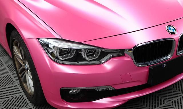 宝马3系改色电光粉 她追求的就是与众不同