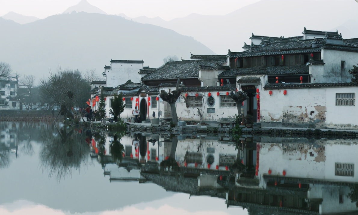 安徽一古老村庄,宛如世外桃源,被誉为"东方古建筑的艺术宝库"