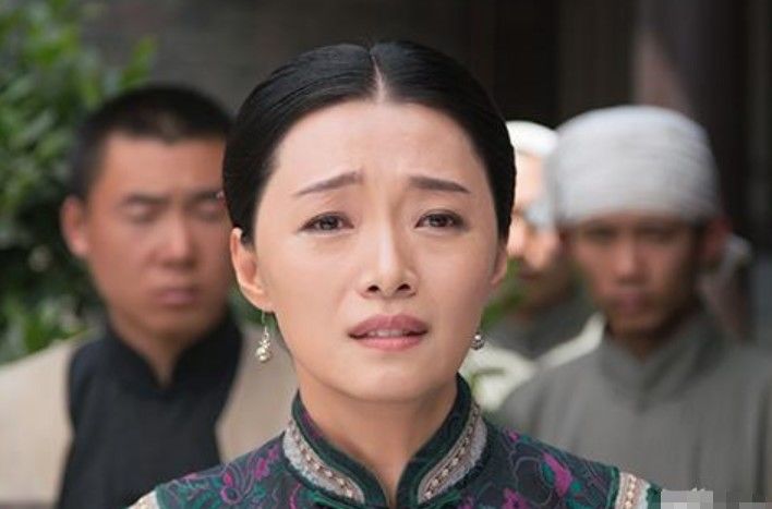 亮剑里的秀芹原来这么漂亮身材超赞还是一个文艺兵