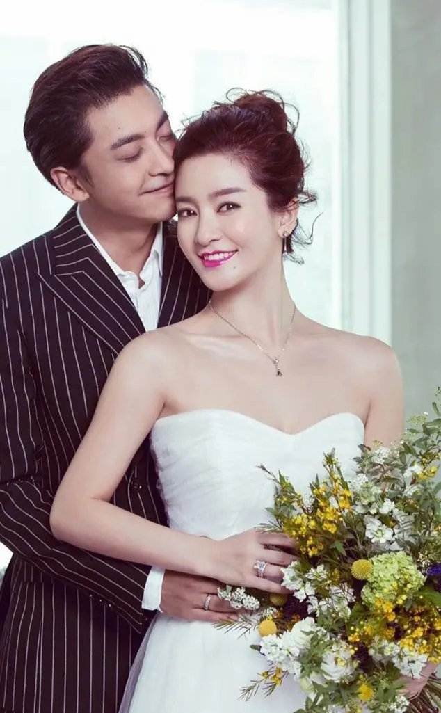 "最有种的男人"李佳航,被曝"出轨",自带"律师团队"等吃瓜