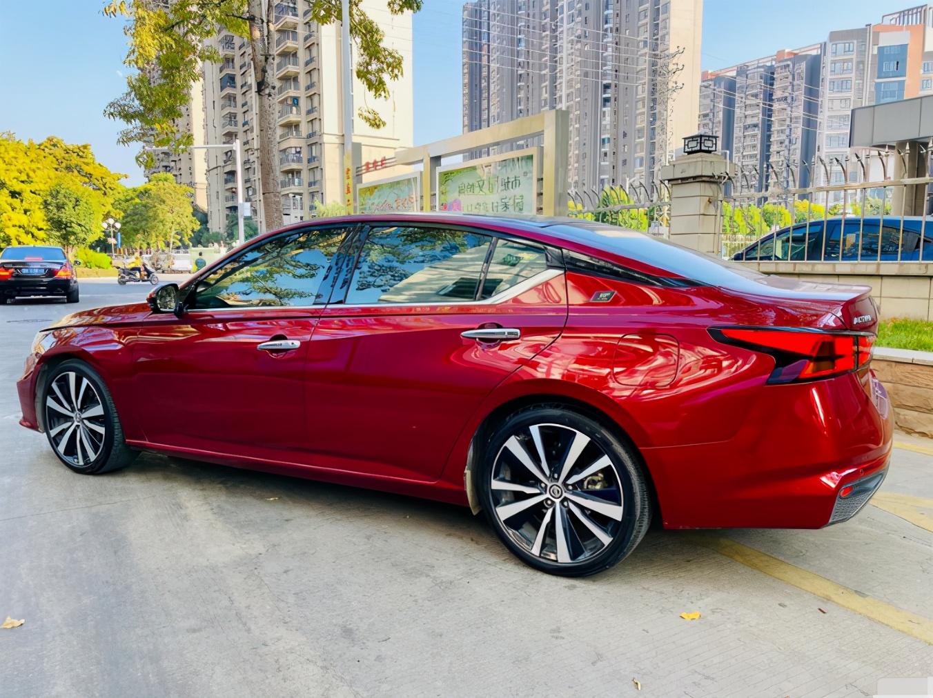 198万提了辆日产天籁开了2590公里司机想说句实在话