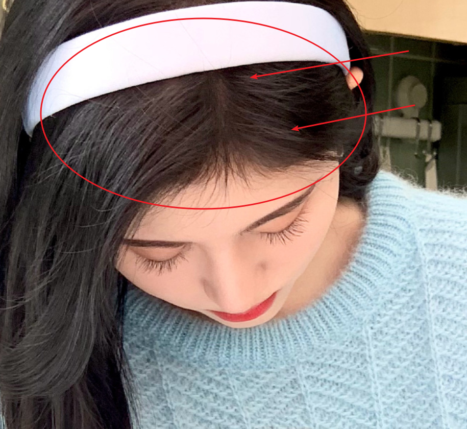 而除此之外,网友们也是被鞠婧祎的无发缝美貌给吸引了,这发量,说是