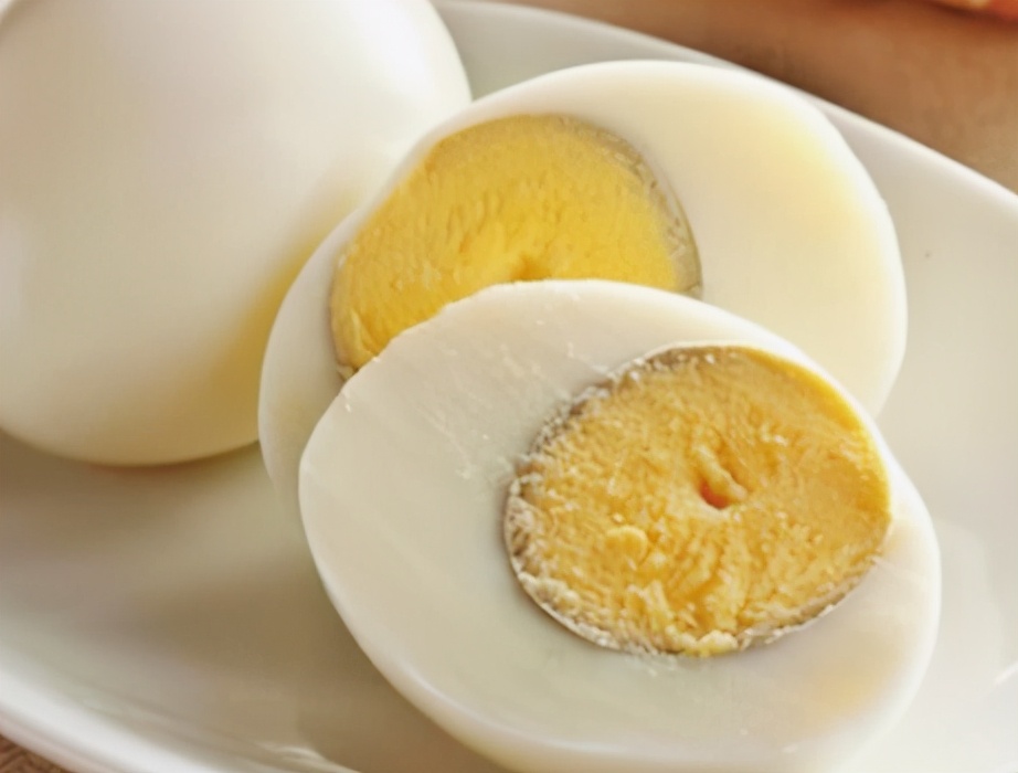 只用清水就外行了,牢记"1酸1冷",蛋壳易剥蛋嫩滑|清水|水煮蛋|白醋