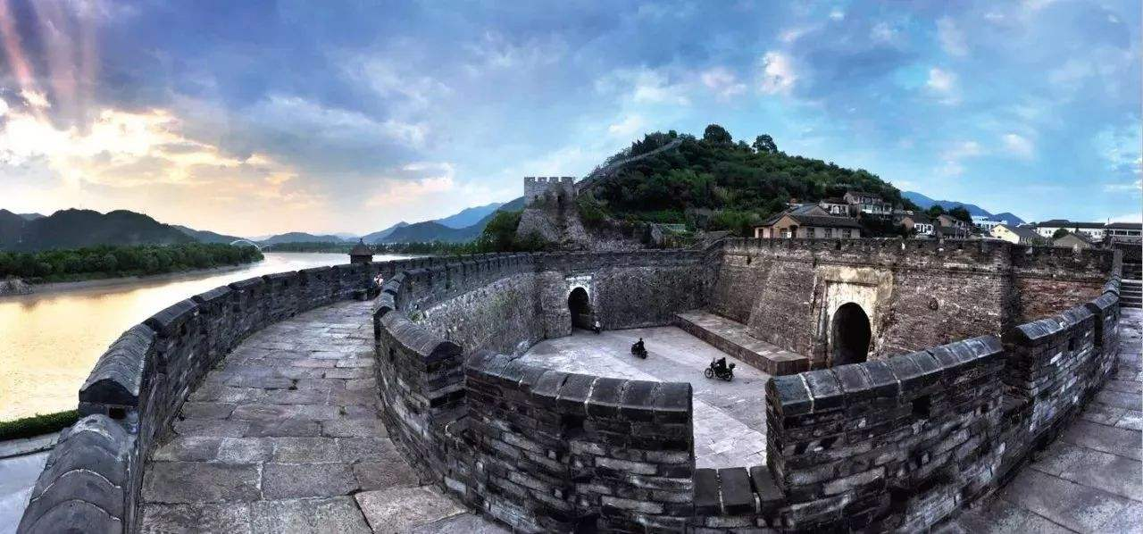 浙江一古长城被称为是八达岭长城原型却曾被遗忘多年