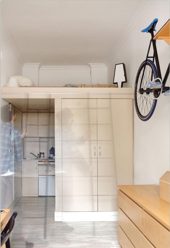 大学生租10平方单间, 自己改造一番后, 比三室一厅还舒服