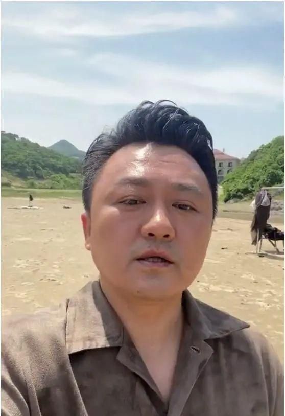 《还珠格格》里的小凳子:45岁仍演配角,虽没大火却是人生赢家|薛亦伦