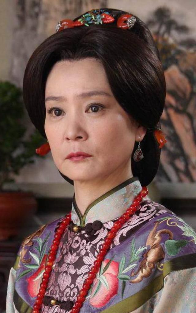 刘雪华古装剧照,靓丽迷人,温婉贤淑