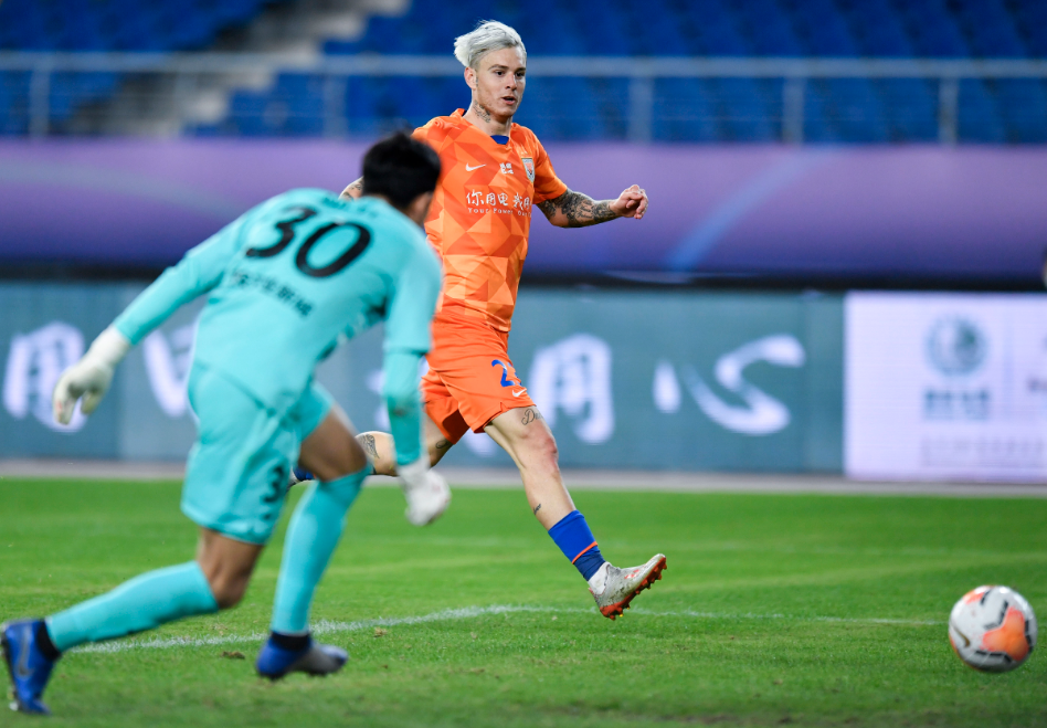 郝伟又变阵!戴琳回归首发10号重回锋线,武汉6名u23球员出场