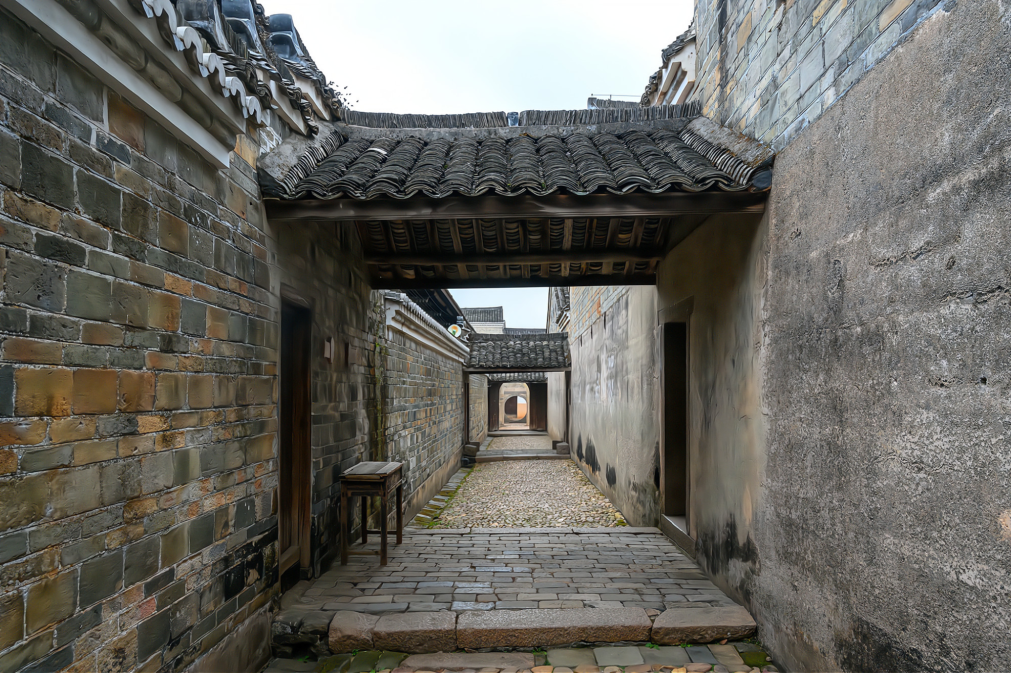 它是赣南客家围屋的代表,历时29年时间建成,建筑规制堪比皇宫