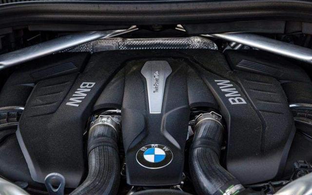 配图为宝马X7动力