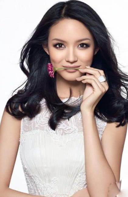 张梓琳优雅大方,拥有一双最纯粹的眼睛,你有没有被她圈粉?