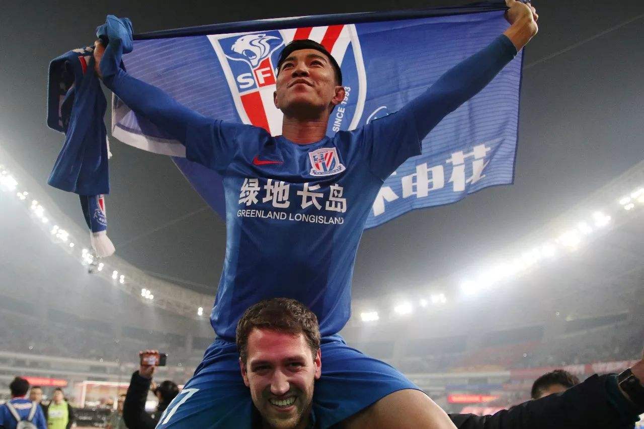 申花成为亚冠首支出局的中超球队,为什么崔康熙一番话引来争论?